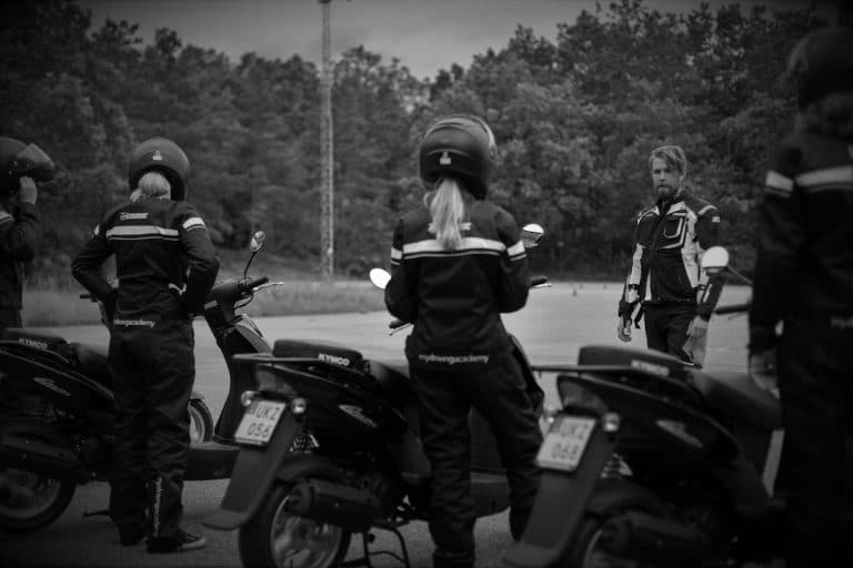 Mopedkörkort Stockholm My Driving Academy